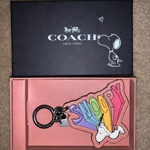 New in Box Coach Peanuts Snoopy Rainbow Charm